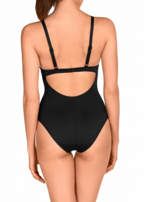 Bañador negro Dolores Cortes